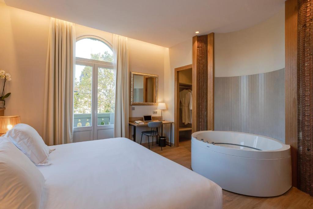 Hotel Boutique Mirlo Barcelona - Resim 26