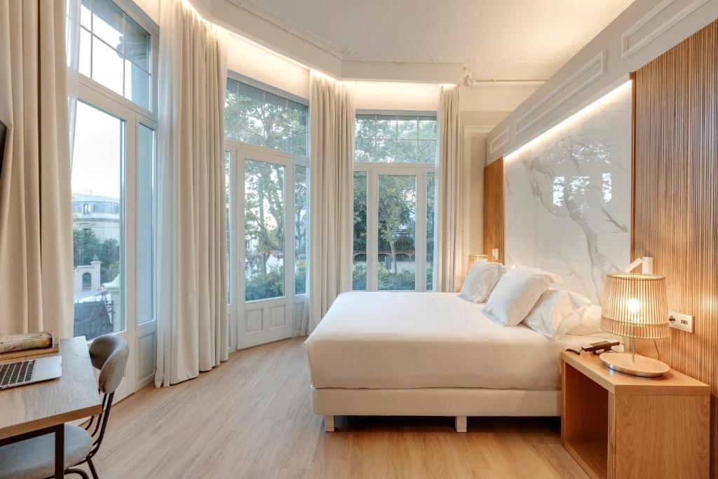 Hotel Boutique Mirlo Barcelona - Resim 24