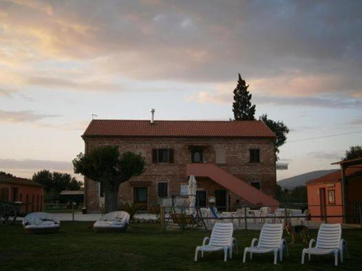 Budova, kde se the country house nachází