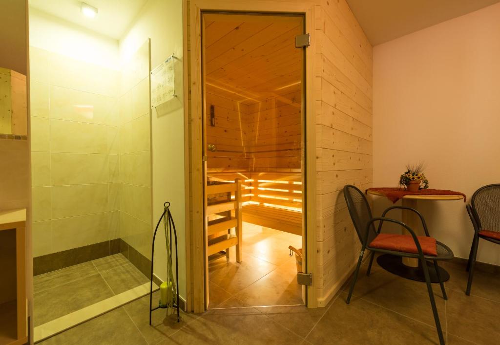 Koupelna v ubytování Aktiv Hotel Schönwald