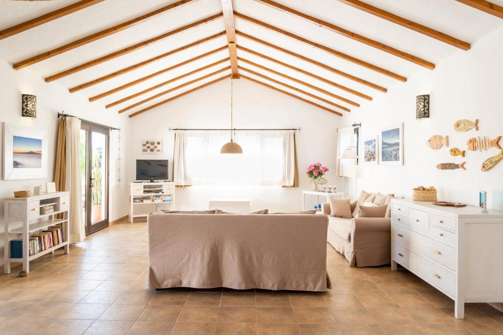 Villa Arriba - Villa With Private Pool