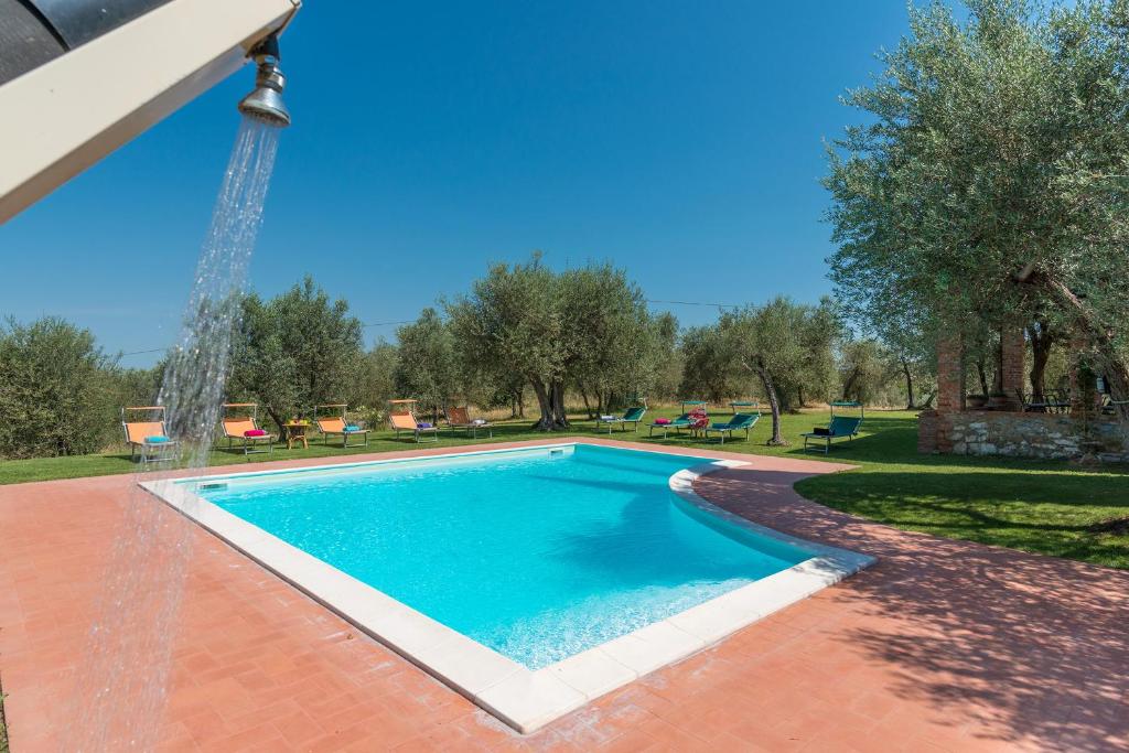 The swimming pool at or close to Casa Torrione 14, Emma Villas