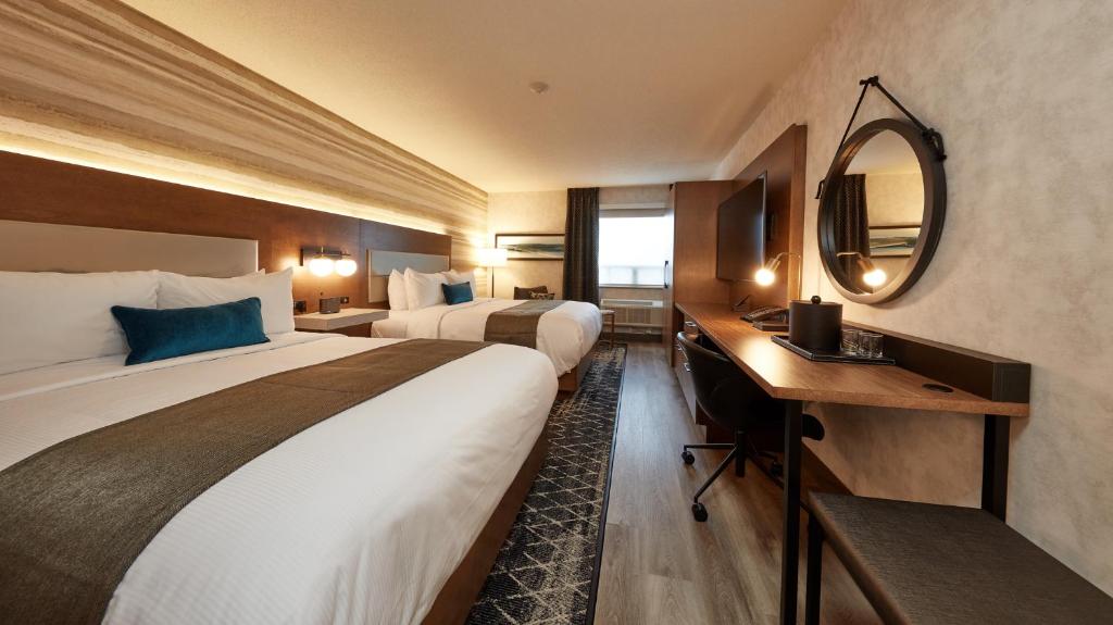 
Business Room with Two Queen Beds - Fully Renovated 2021
