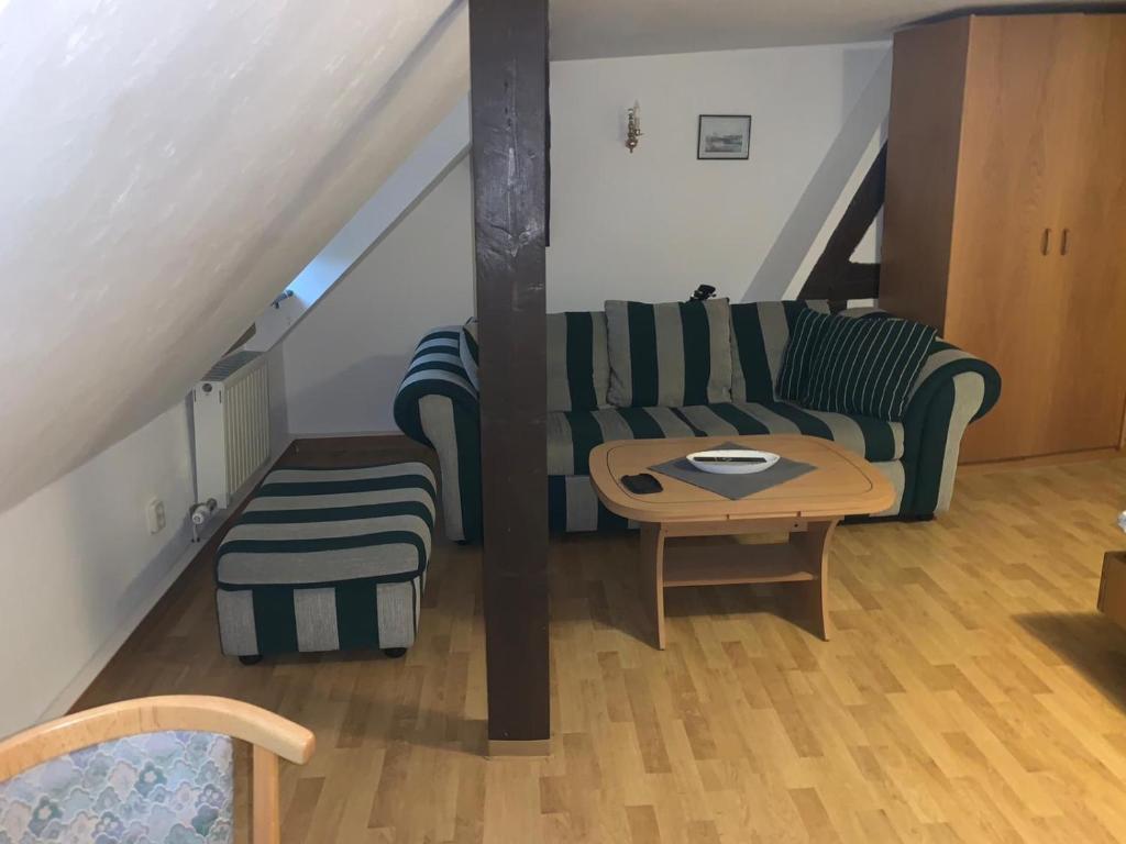 Posezení v ubytování Hotel am Neumarkt