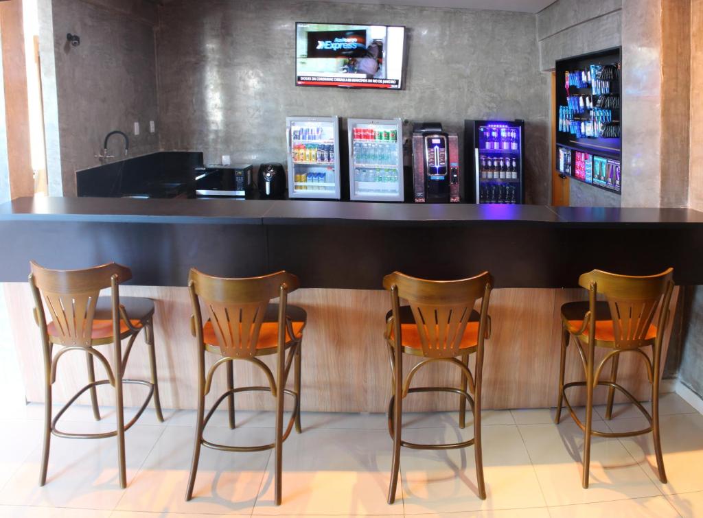  Bernal Hotel Econômico