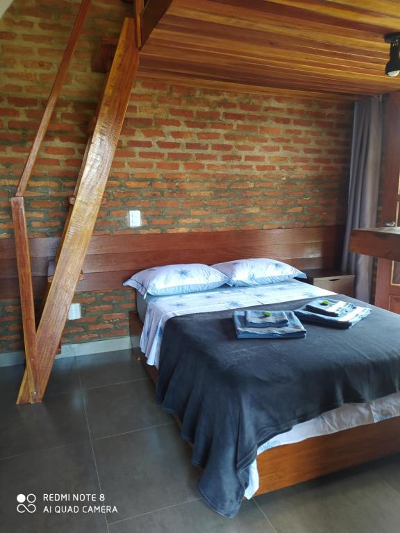  Pousada Cachoeira Esmeralda