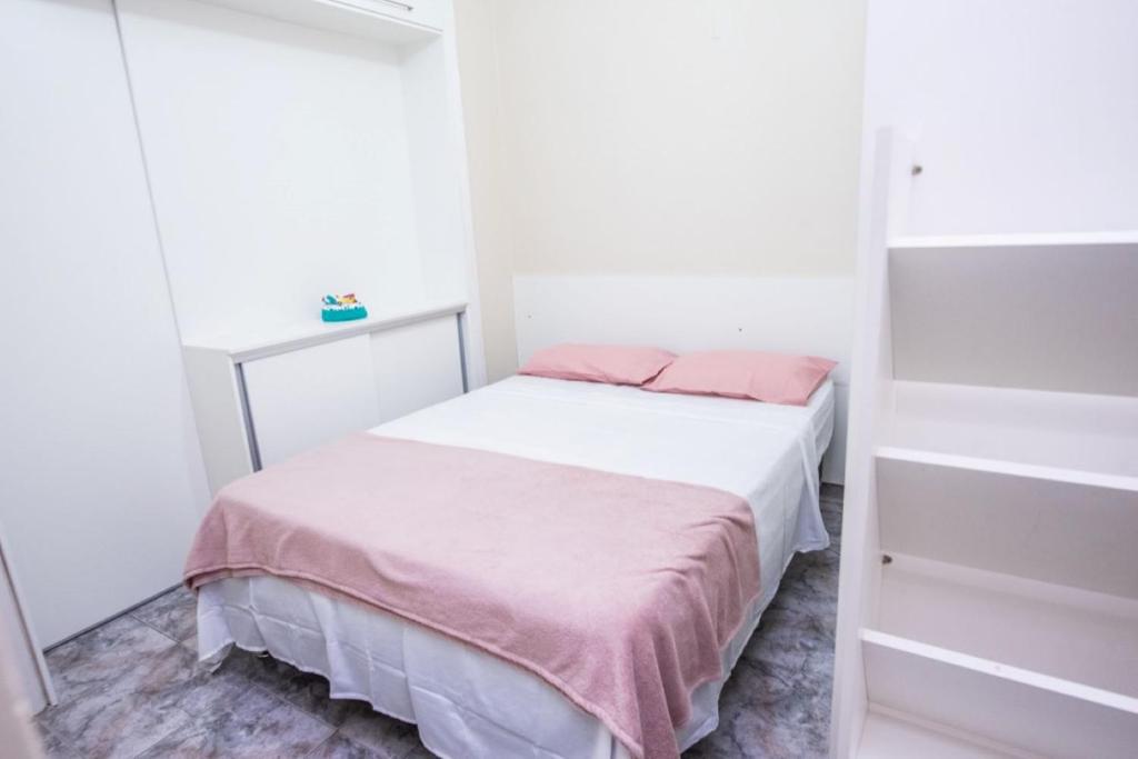  CHARMOSO APARTAMENTO A 100 metros DA PRAIA