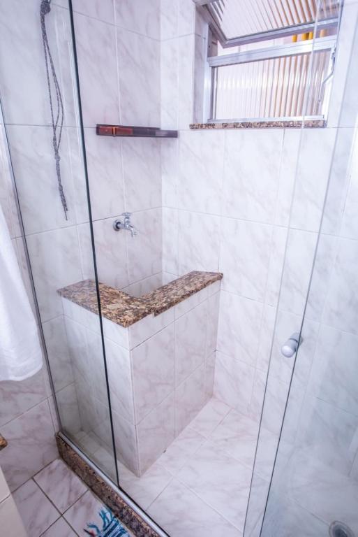  CHARMOSO APARTAMENTO A 100 metros DA PRAIA