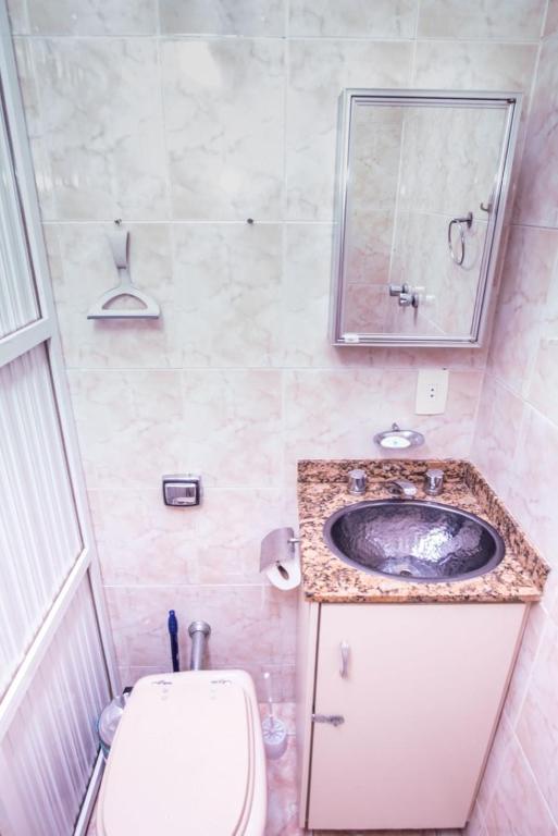 CHARMOSO APARTAMENTO A 100 metros DA PRAIA