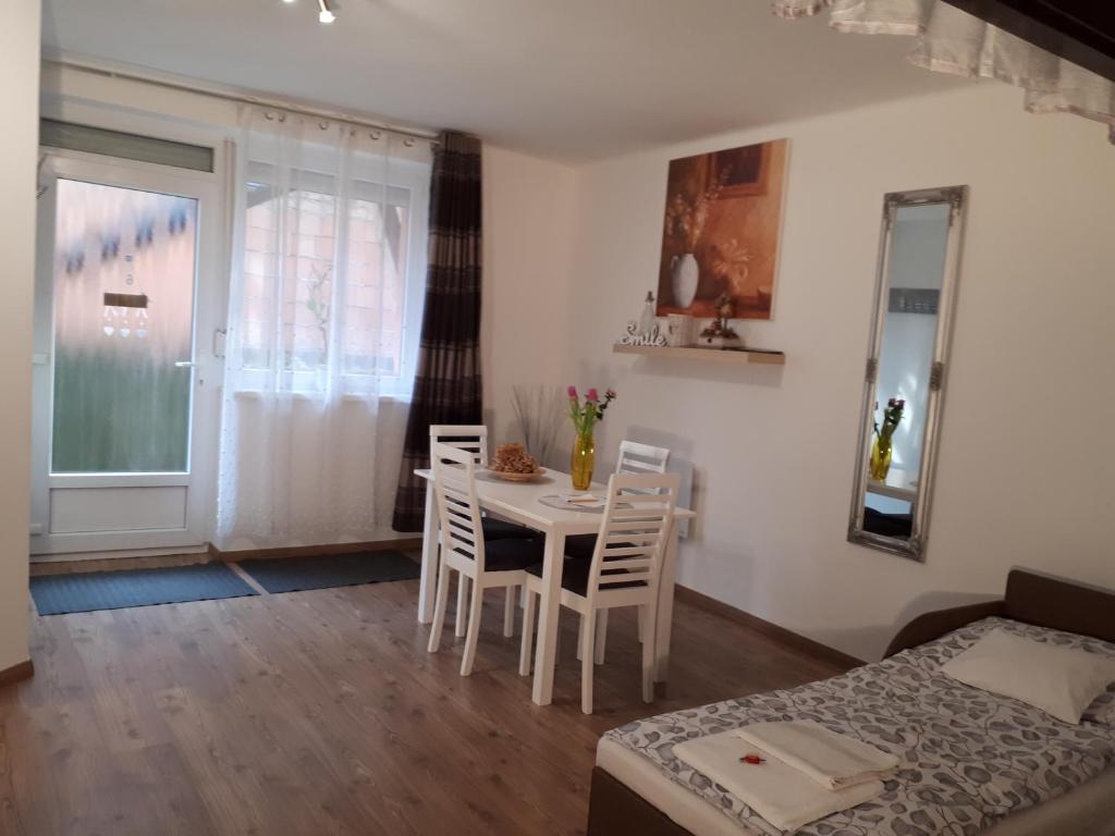 Fotografie z fotogalerie ubytování Mini Vendégház Budaörs v destinaci Budaörs
