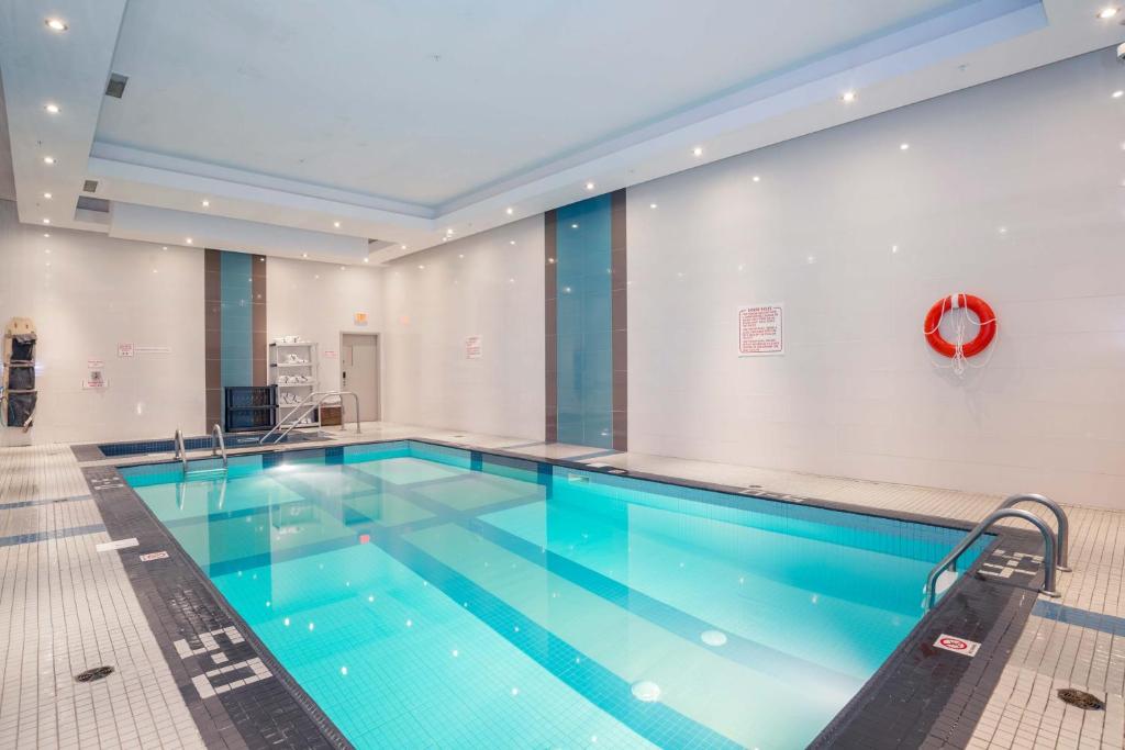 Sandman Hotel & Suites Winnipeg Airport - Resim 7