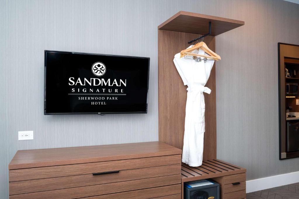 Certifikát, hodnocení, plakát nebo jiný dokument vystavený v ubytování Sandman Signature Sherwood Park Hotel