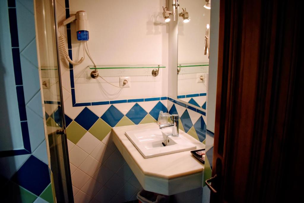 Apartamentos Alhambra - 18