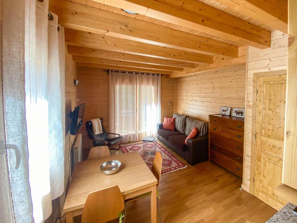 Posedenie v ubytovaní Casa MARAVILLA 8 pax. Deporte y relax exclusivo!