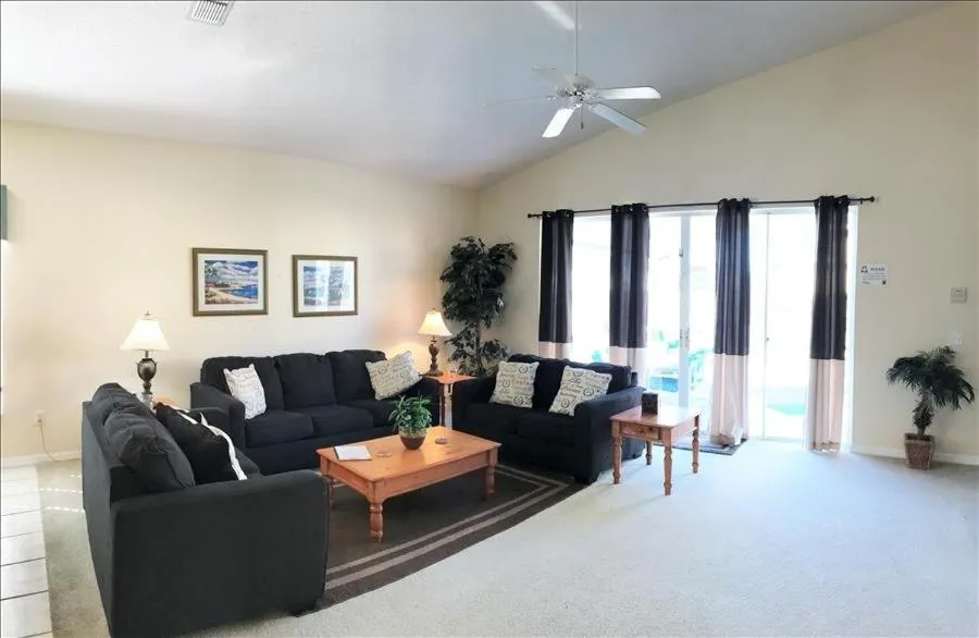 41 Glenbrook House, Orlando, Statele Unite ale Americii