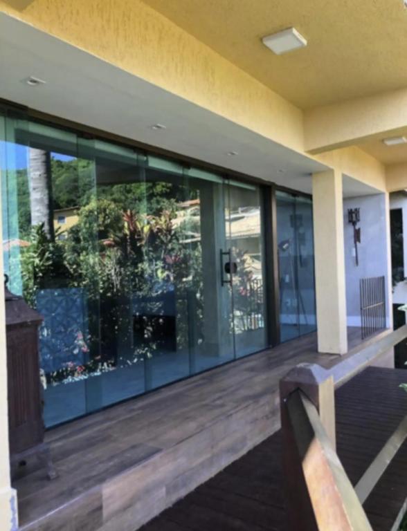  Sofisticado LOFT à poucos passos da Praia de João Fernandes