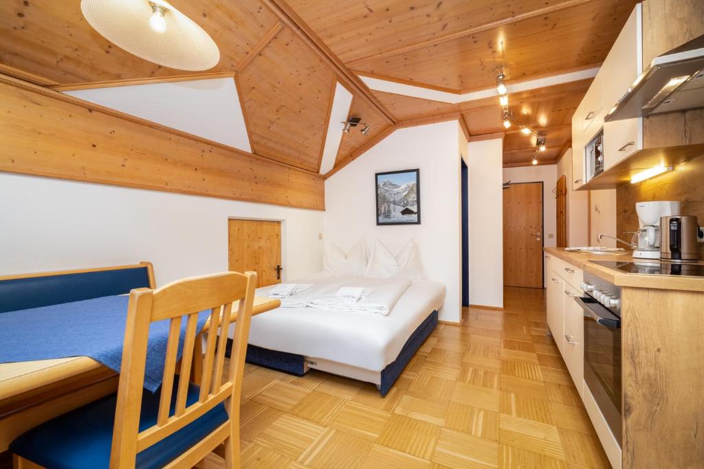 Kuchyňa alebo kuchynka v ubytovaní Aparthotel am Reitecksee