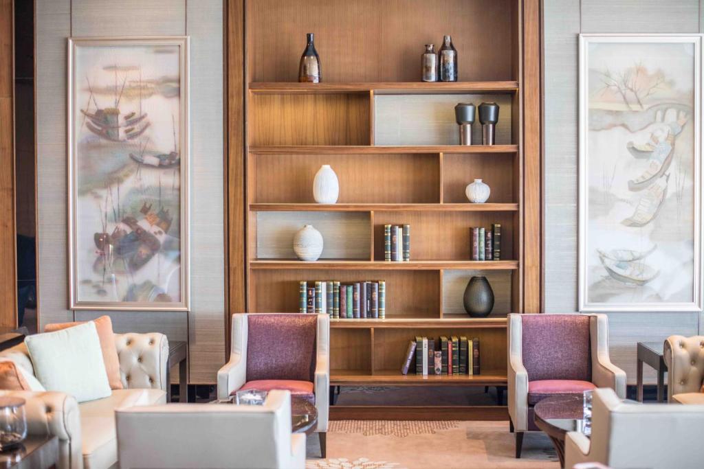 Posezení v ubytování InterContinental Hanoi Landmark72 by IHG