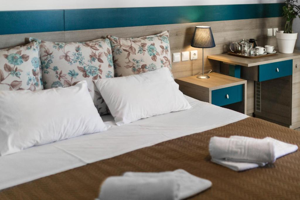 Anna Maria Village - 9