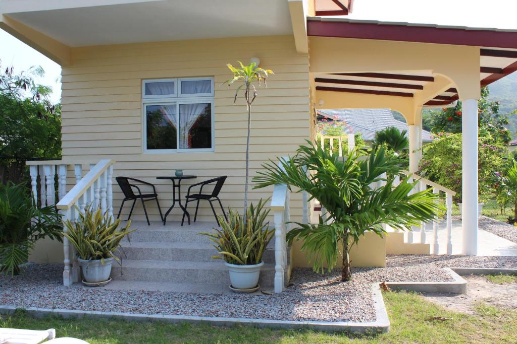 Zahrada ubytování Sunset Cove Villa