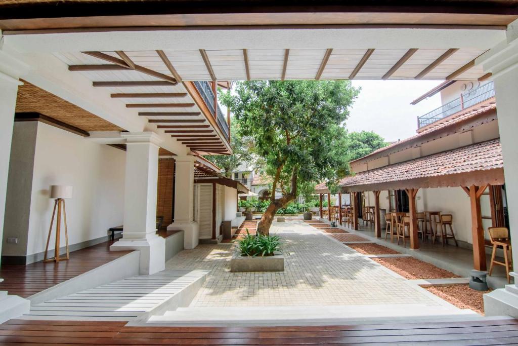 a view of the courtyard of a house at The Merchant in Galle