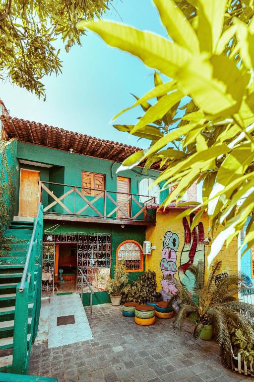  Cosmopolitan Hostel