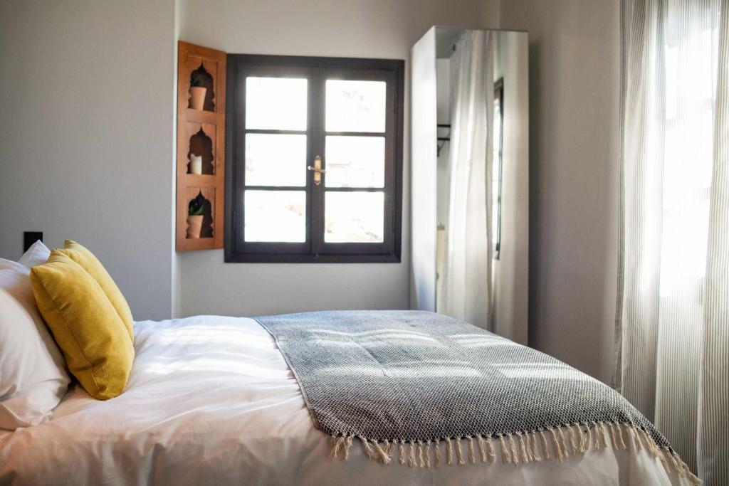 Postel nebo postele na pokoji v ubytování Philos Guesthouse