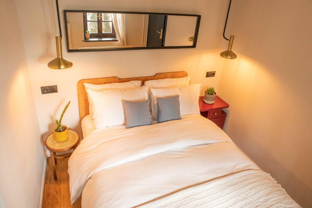 Postel nebo postele na pokoji v ubytování Philos Guesthouse