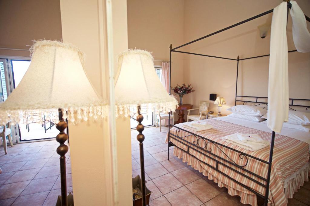Postel nebo postele na pokoji v ubytování Agnantia Bed & Breakfast