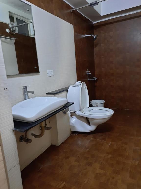 Koupelna v ubytování Hotel Grand Suites