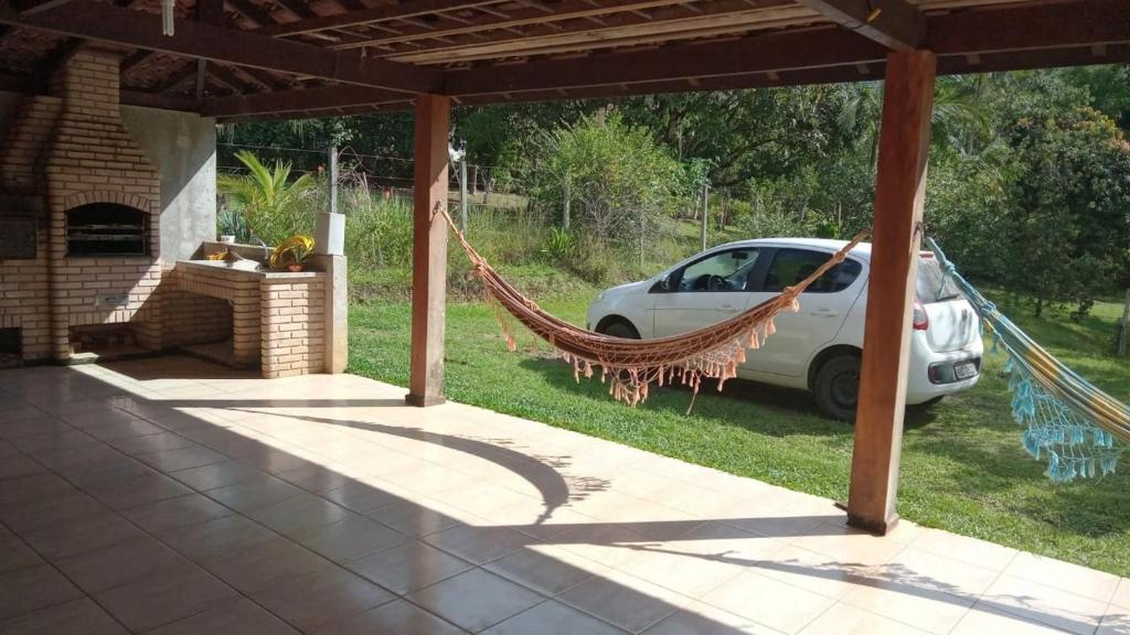  Chácara Recanto dos Pássaros com Rio no terreno