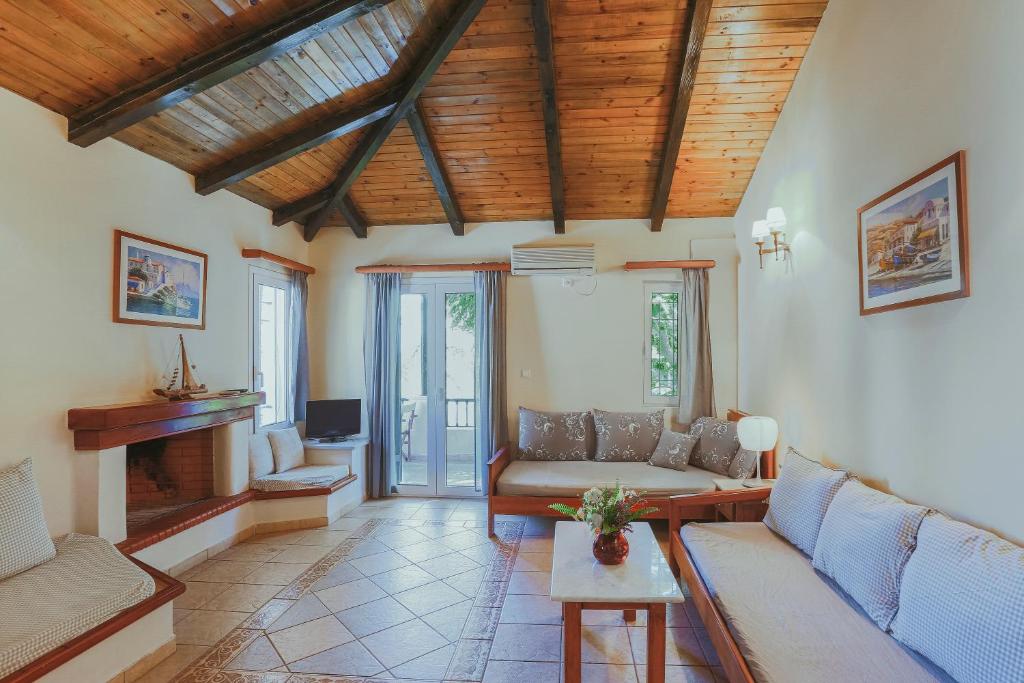 Sunny Garden Aparthotel - 14