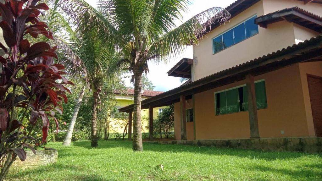  Chácara Recanto dos Pássaros com Rio no terreno