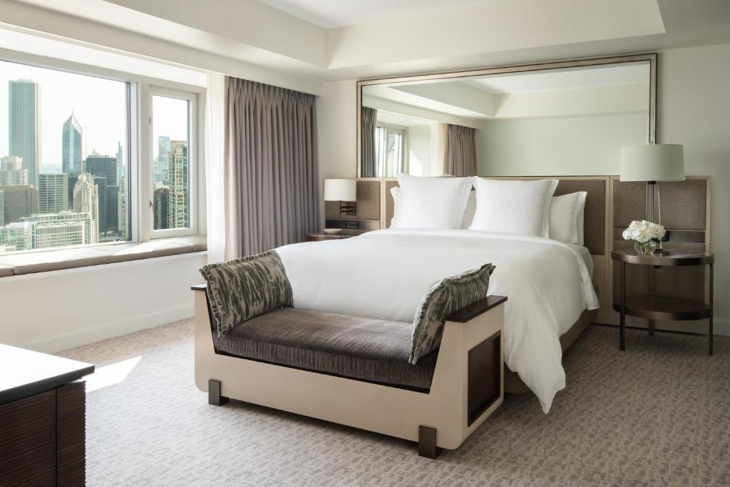 Four Seasons Chicago - Deluxe King Suite Met 1 Slaapkamer