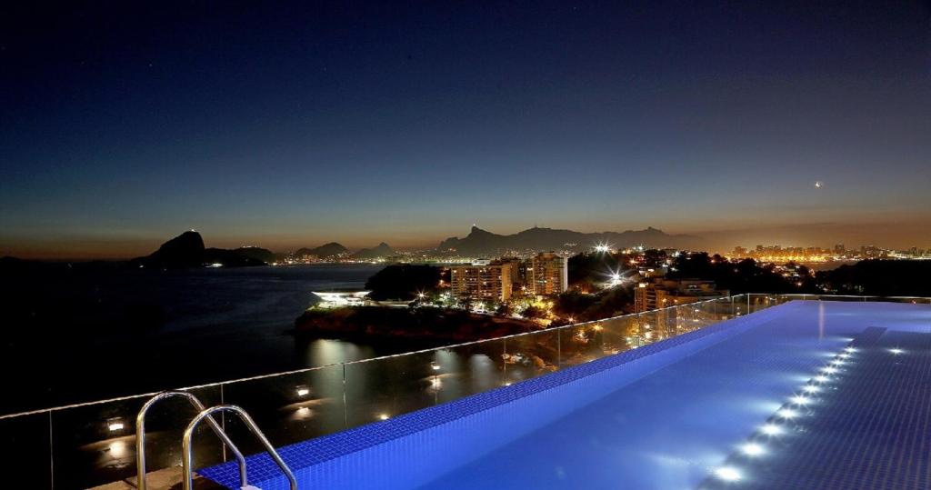  H Niteroi Hotel