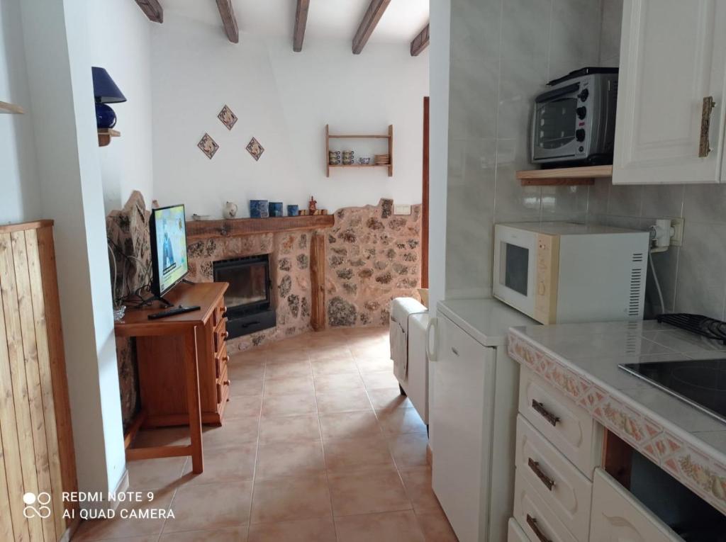 Kuchyňa alebo kuchynka v ubytovaní Casa Rural Los Pinos n5 de Riópar.