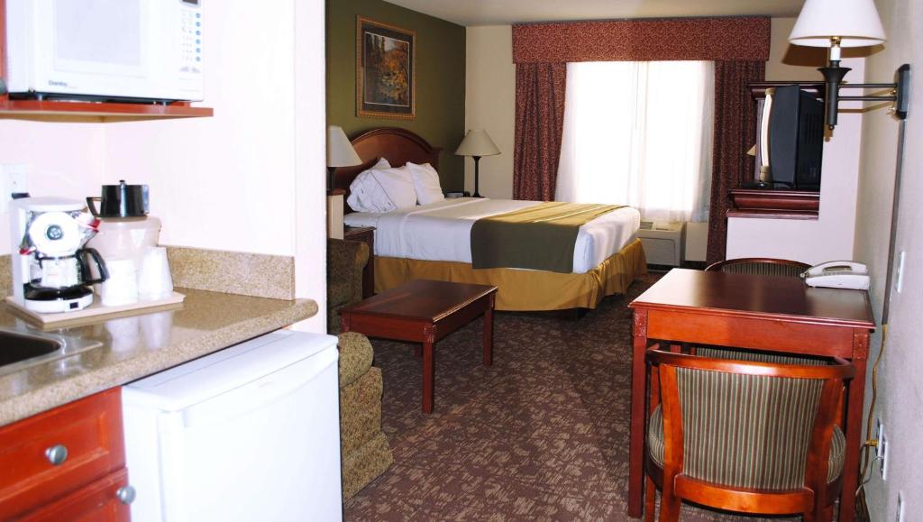 Magnuson Hotel Commerce - Suite Met Kingsize Bed - Niet-roken