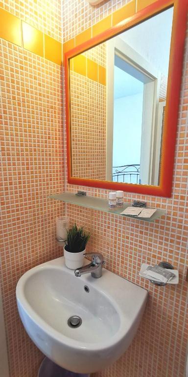 Łazienka w obiekcie Hotel Bellini