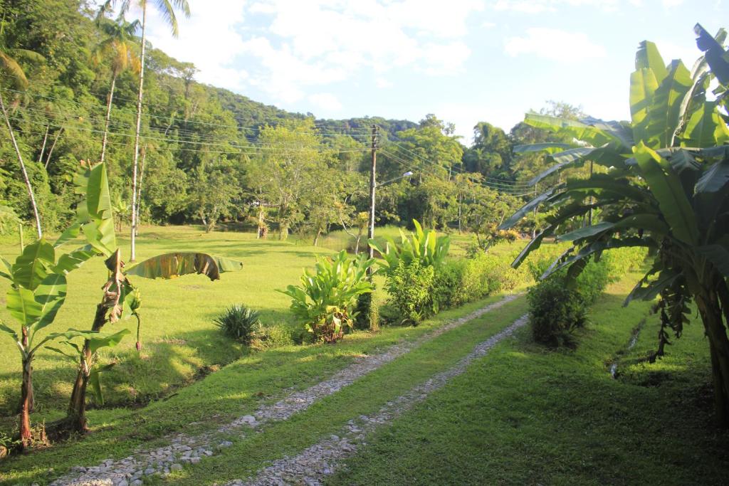  Sitio com linda casa pertinho da praia