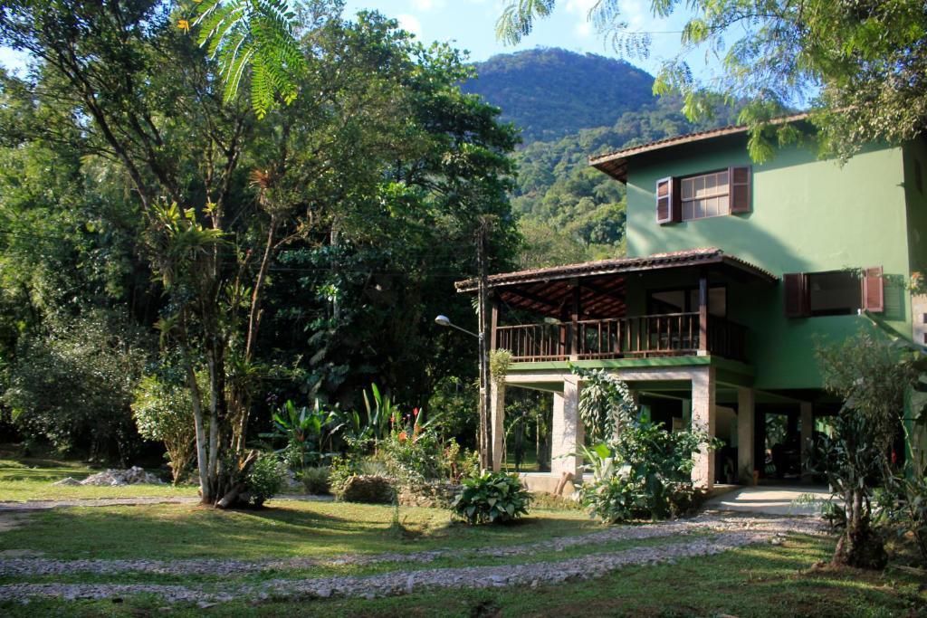  Sitio com linda casa pertinho da praia