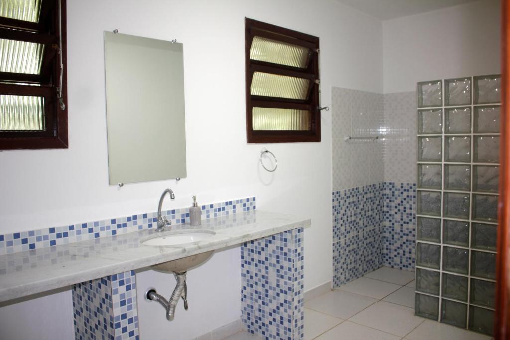  Sitio com linda casa pertinho da praia