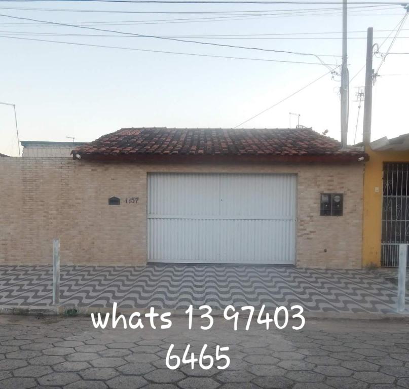  Casa Grande com Piscina e Churrasqueira