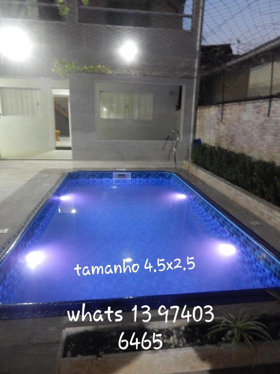  Casa Grande com Piscina e Churrasqueira