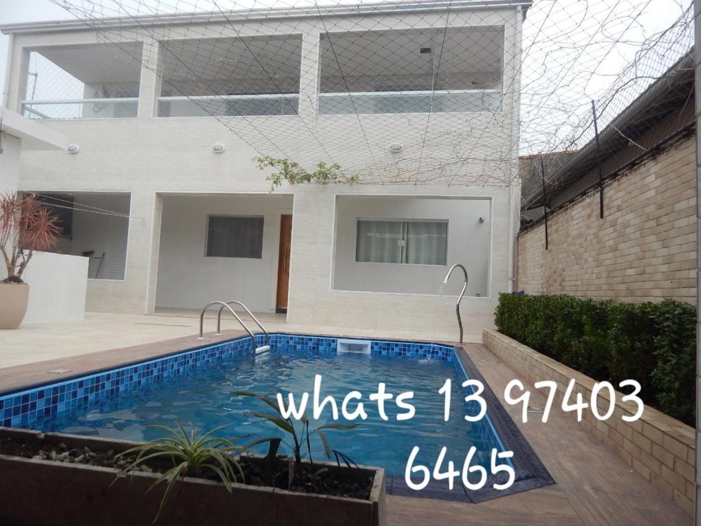  Casa Grande com Piscina e Churrasqueira