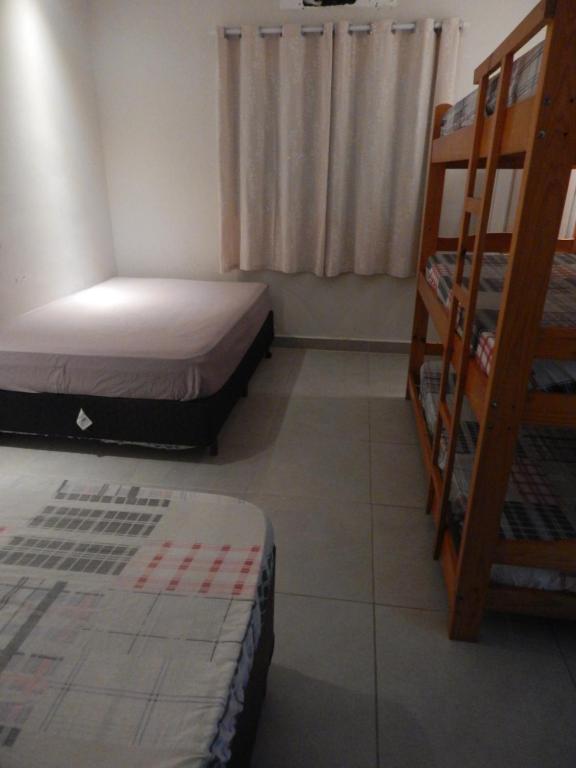  Casa Grande com Piscina e Churrasqueira