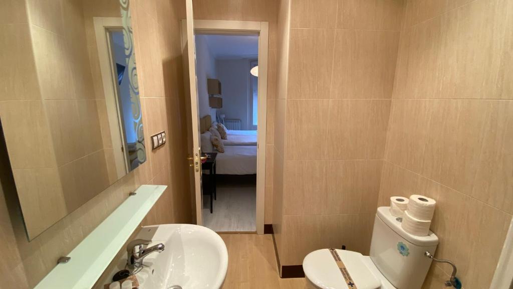 Koupelna v ubytování INSIDEHOME Valladolid Centro -Hab con baño privado en el centro y OPCION DE PARKING-