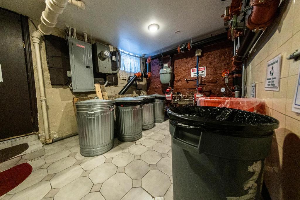 Kuchyň nebo kuchyňský kout v ubytování Shefah Hotel