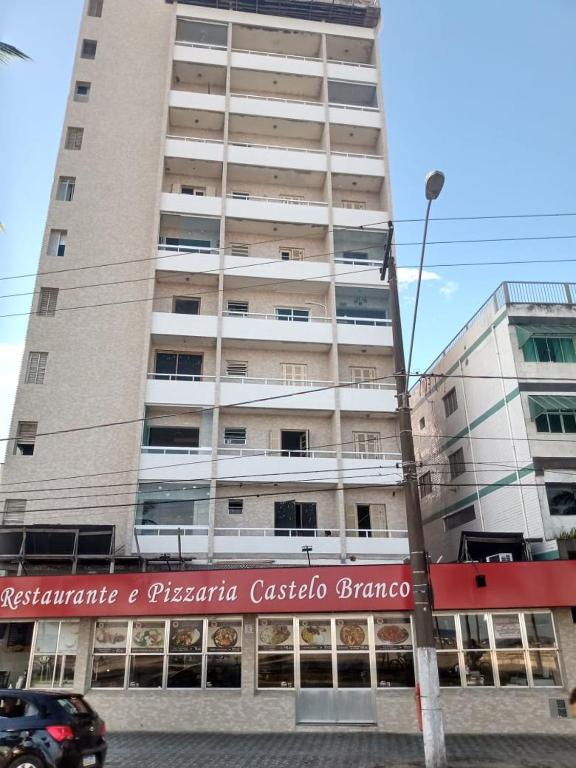  ap studio pé na areia na Guilhermina praia grande