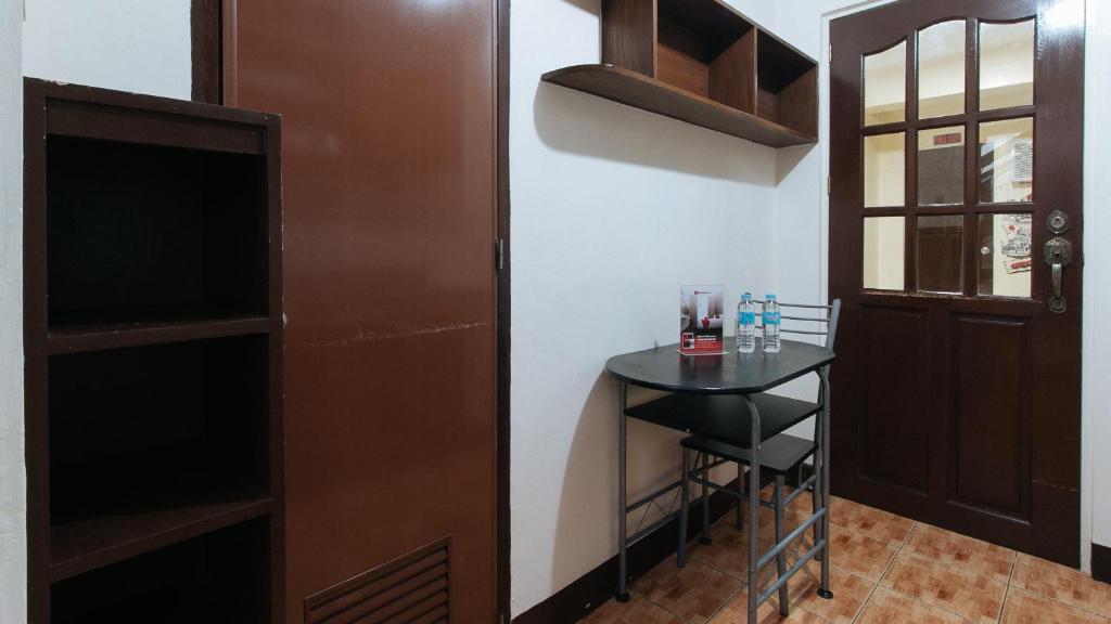 Kuchyň nebo kuchyňský kout v ubytování L Mansion 2 Palanan Makati City