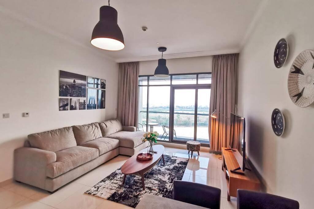 LUXURY 2 BR : ATLAS HOMESTAYS AT EXECUTIVE BAY 802, Dubai, UAE - Booking.com